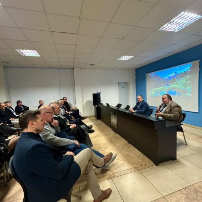 Importante Jornada Académica sobre la Acción Preventiva del Daño en la Sede de la UMFLZ (8)