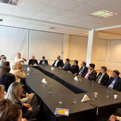 Reunión de la Nueva Comisión Directiva y de Funcionarios (1)