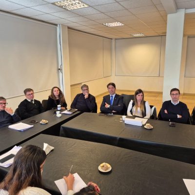 Tarde de Conversatorio y Debate en la UMFLZ (8)